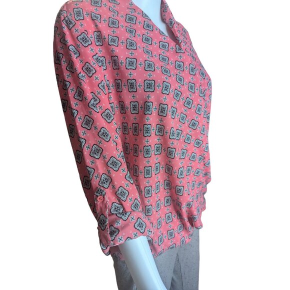 Pleione Pink & Black Geometric Print Sz M Wrap Style Blouse -Roll-tab Sleeves - Picture 3 of 10